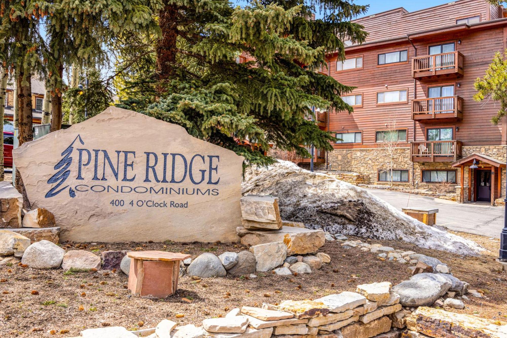 Pine Ridge Condos Breckenridge Room photo